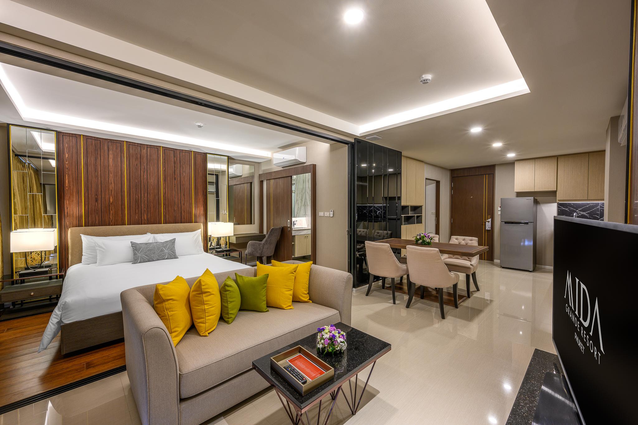 Mida Grande Resort Phuket Exterior photo